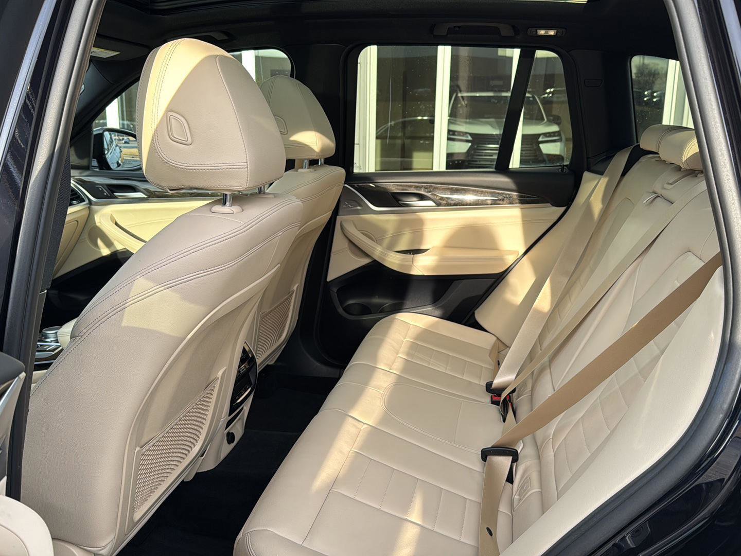 Used 2019 BMW X3 xDrive30i w/ M Sport Package 2 image 9