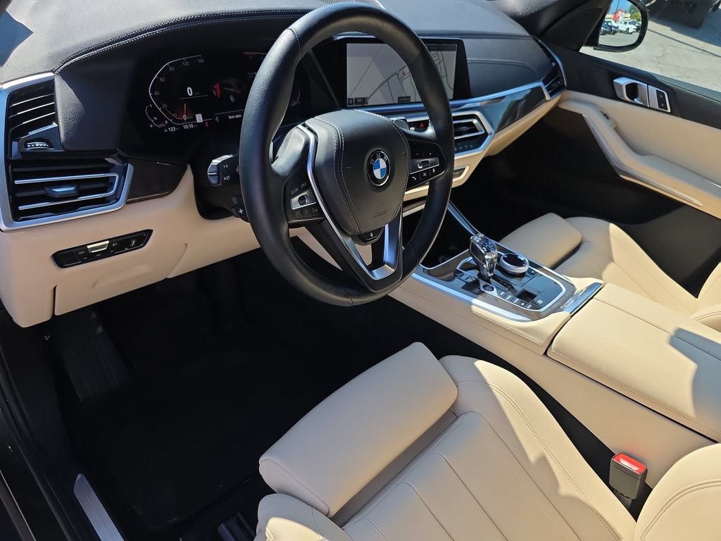 Used 2022 BMW X5 xDrive40i w/ Premium Package AWD/4WD image 9