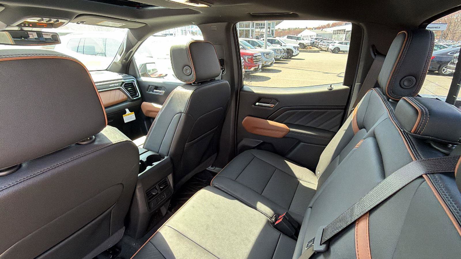 New 2026 GMC Canyon AT4 w/ Technology Plus Package image 38