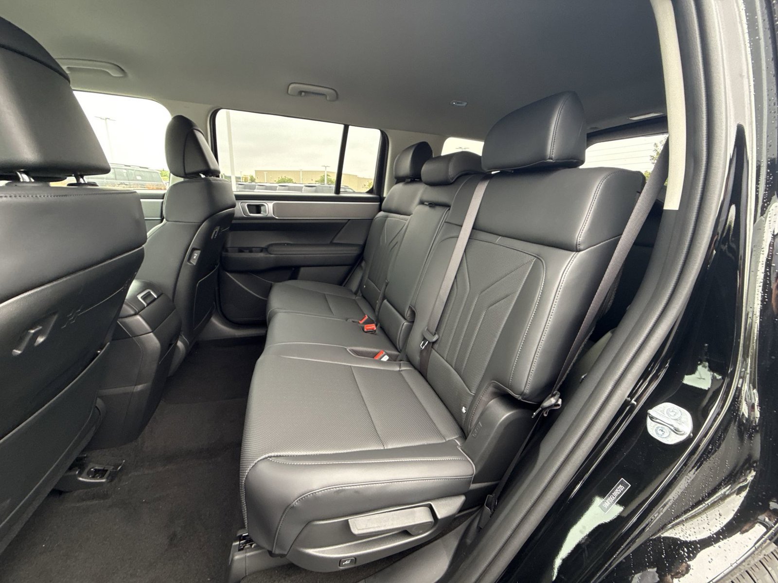 New 2027 Hyundai Santa Fe SEL w/ Tow & Go Package AWD/4WD image 23