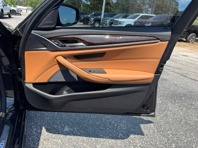 Used 2020 BMW M550i xDrive AWD/4WD image 10
