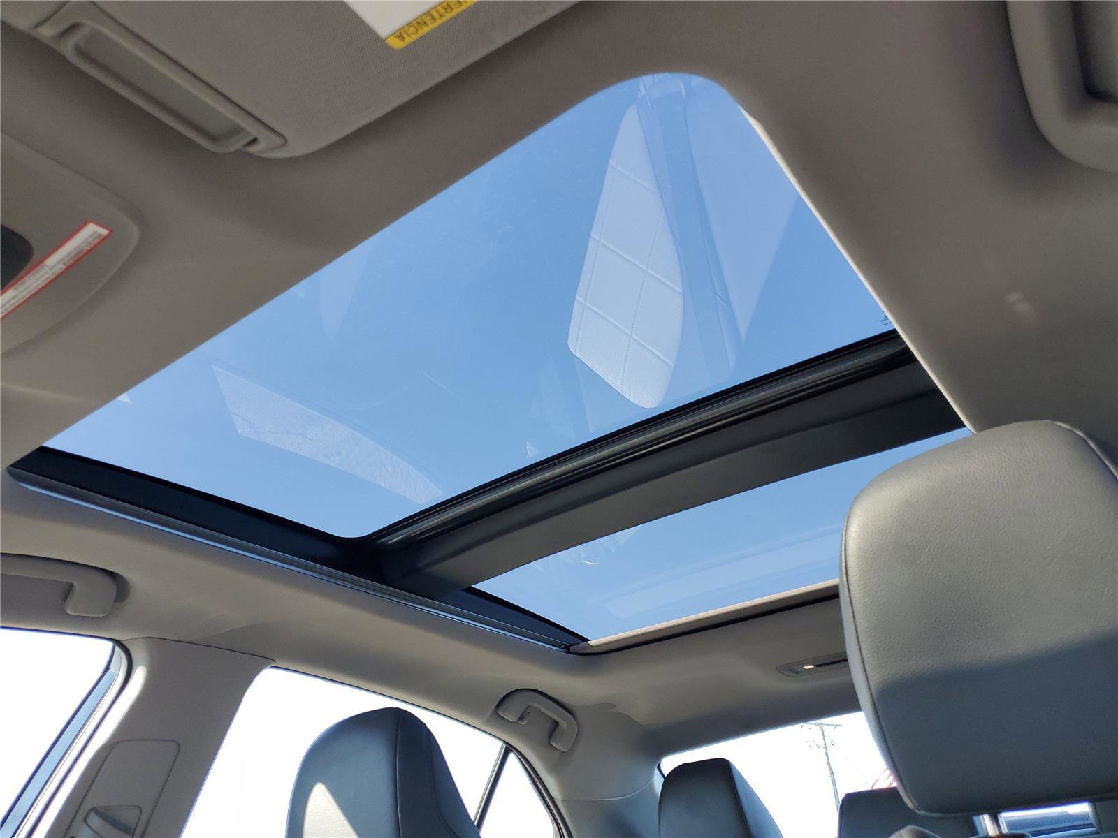 Used 2019 Toyota Camry XLE image 34