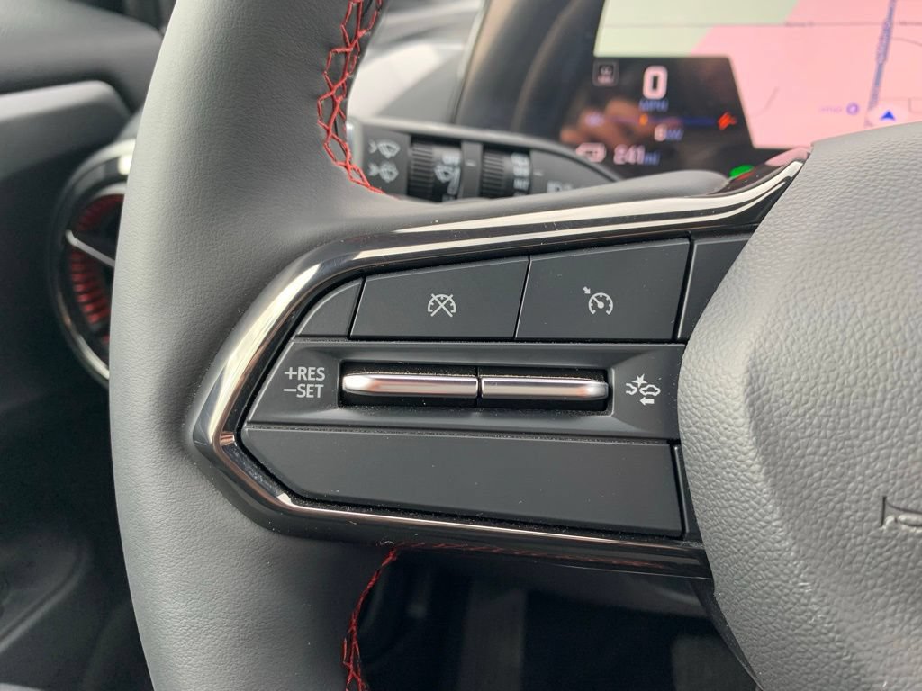 New 2024 Chevrolet Equinox EV RS FWD image 30