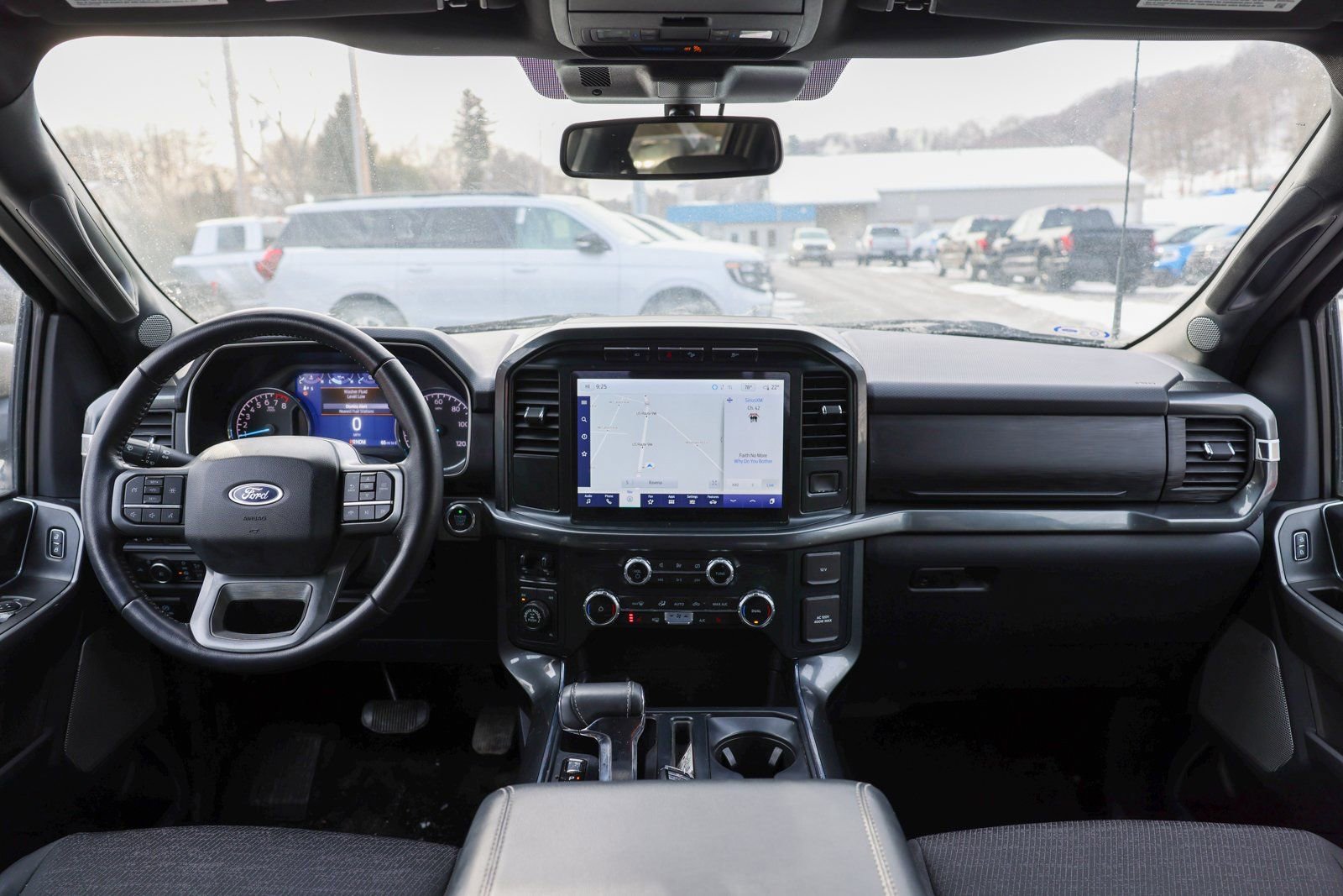 Used 2022 Ford F150 XLT w/ Equipment Group 302A High image 23