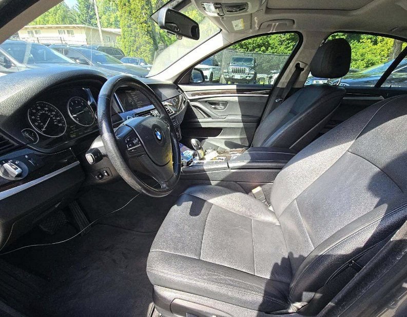 Used 2014 BMW 528i xDrive Sedan AWD/4WD image 17
