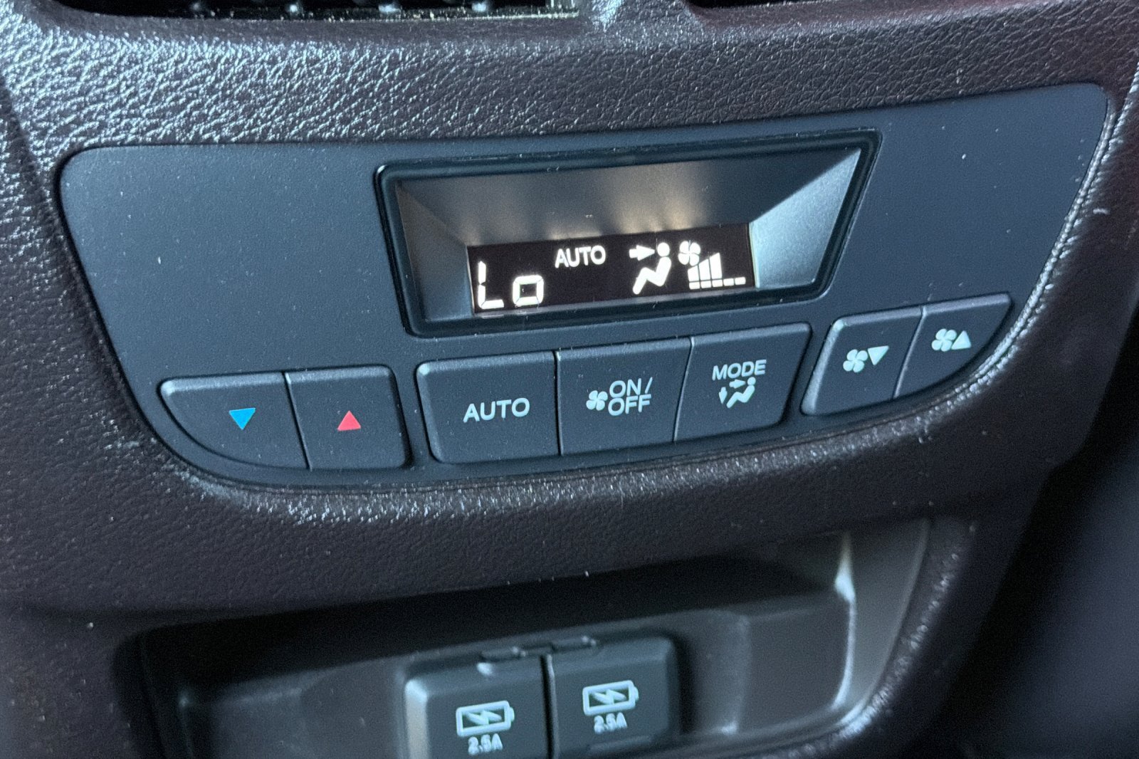 Used 2020 Acura MDX w/ Technology Package AWD/4WD image 38