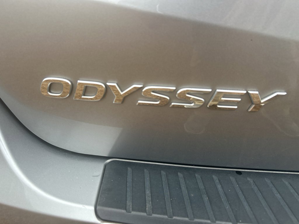 Used 2022 Honda Odyssey Elite image 4