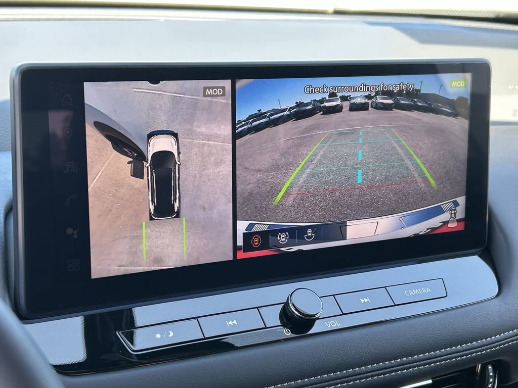 Used 2025 Nissan Rogue SL w/ SL Premium Package image 21