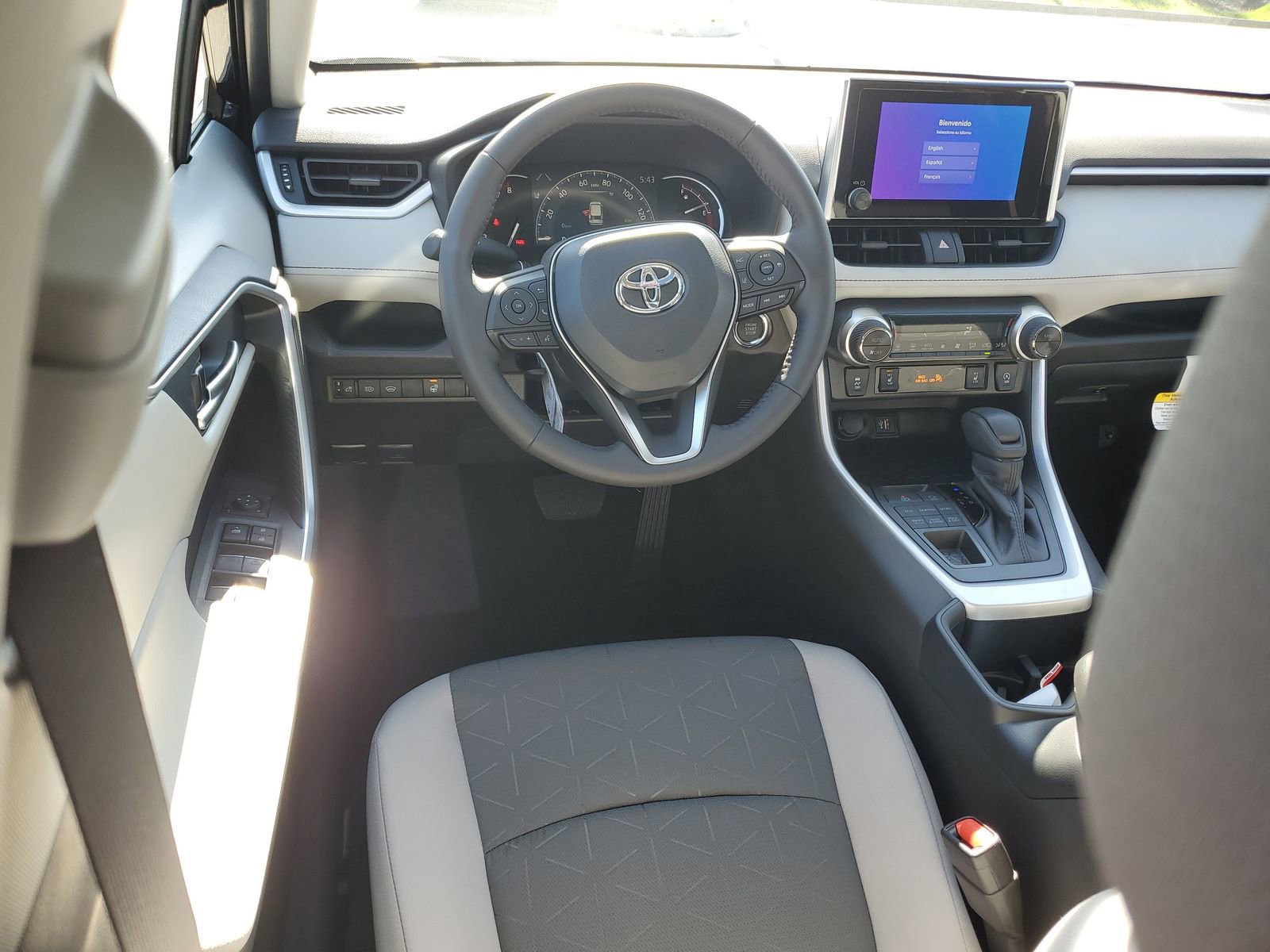 Certified 2025 Toyota RAV4 XLE w/ Convenience Package image 11