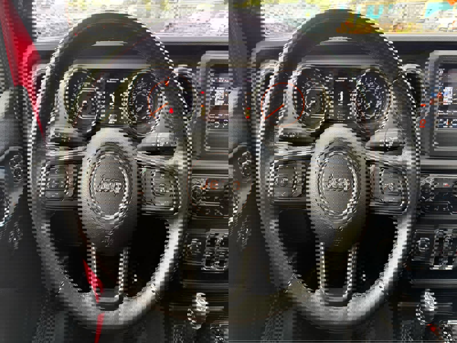 Used 2021 Jeep Gladiator Sport image 15