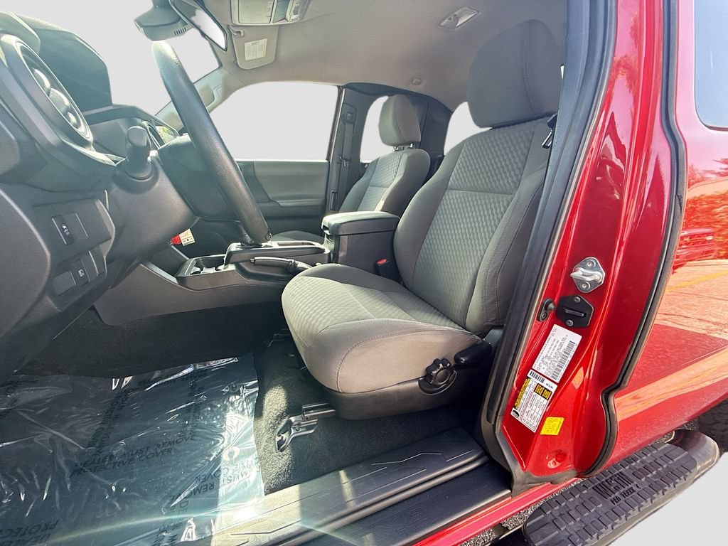 Used 2022 Toyota Tacoma SR RWD image 21