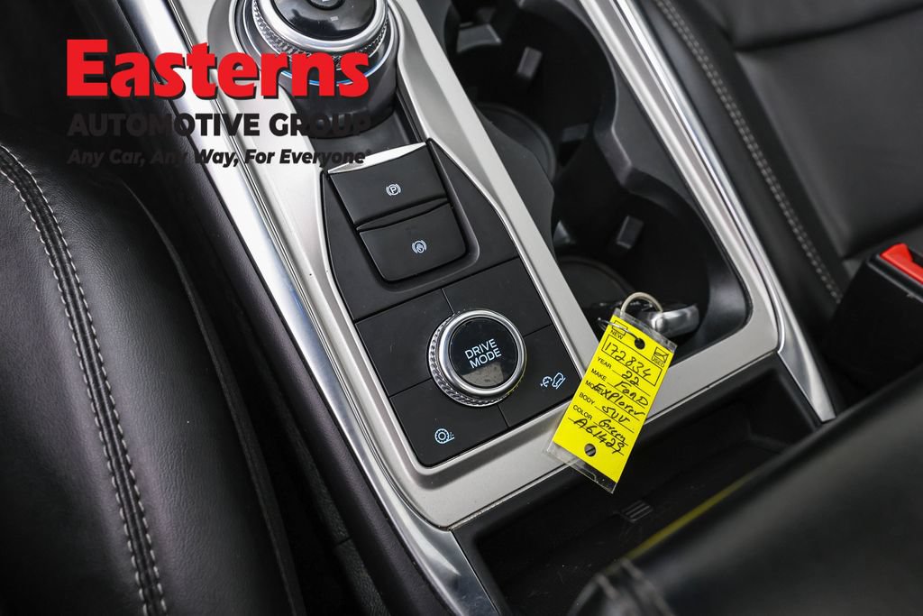 Used 2022 Ford Explorer XLT w/ Equipment Group 202A AWD/4WD image 20