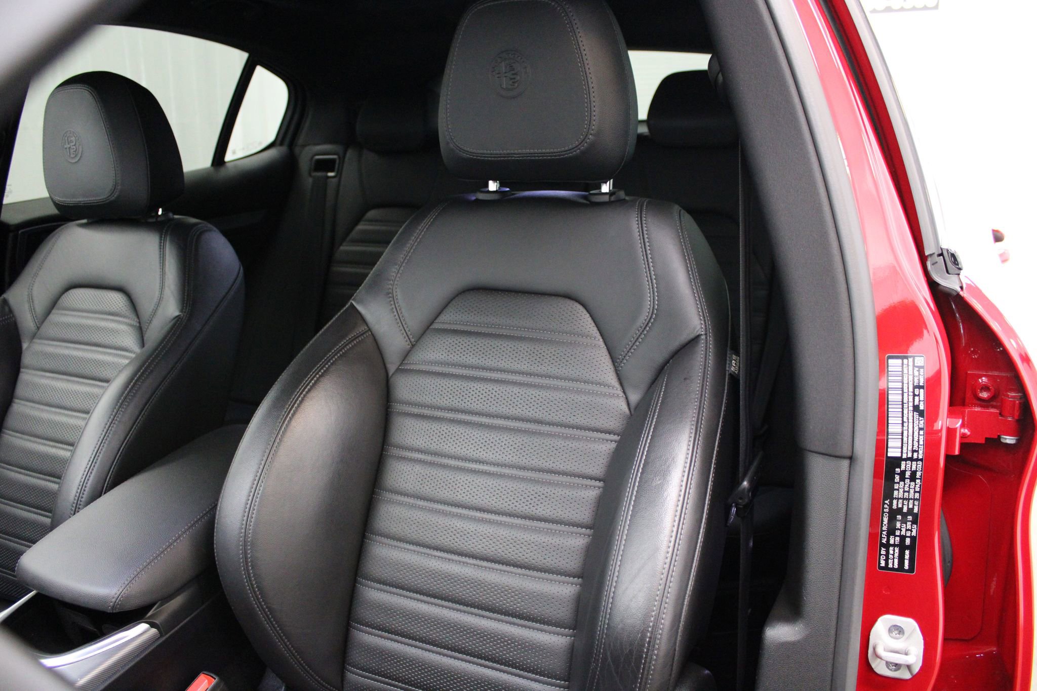 Used 2022 Alfa Romeo Stelvio Veloce AWD/4WD image 20