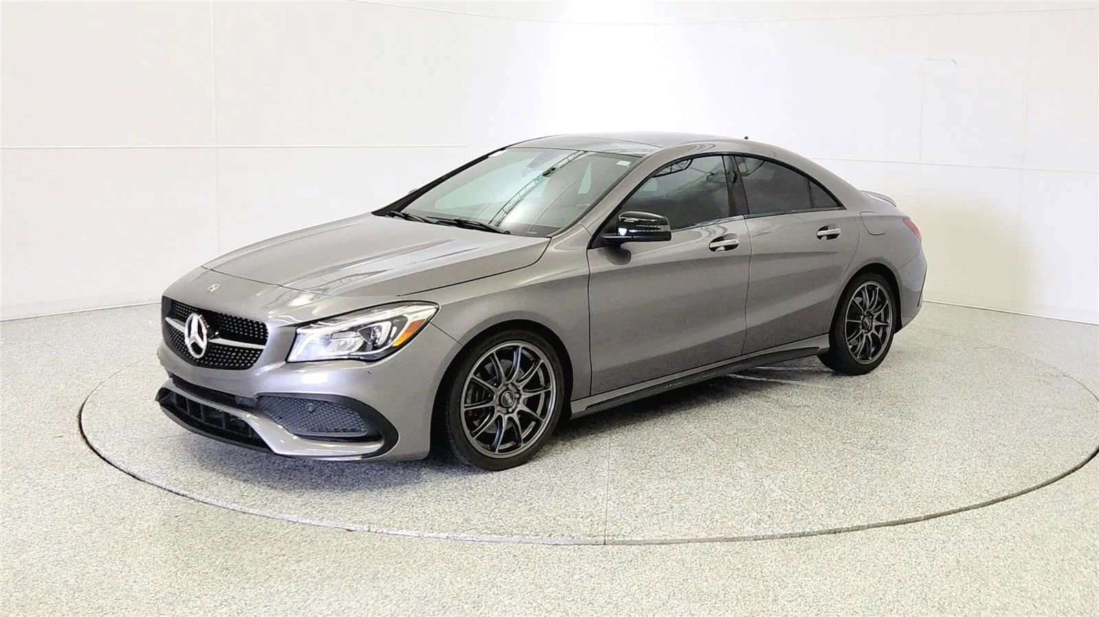 Used 2019 Mercedes-Benz CLA 250 image 3