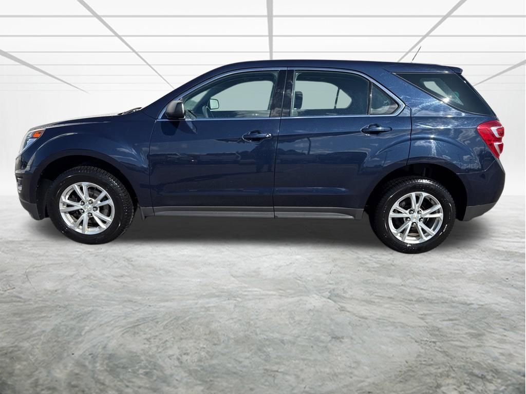 Used 2017 Chevrolet Equinox LS image 2