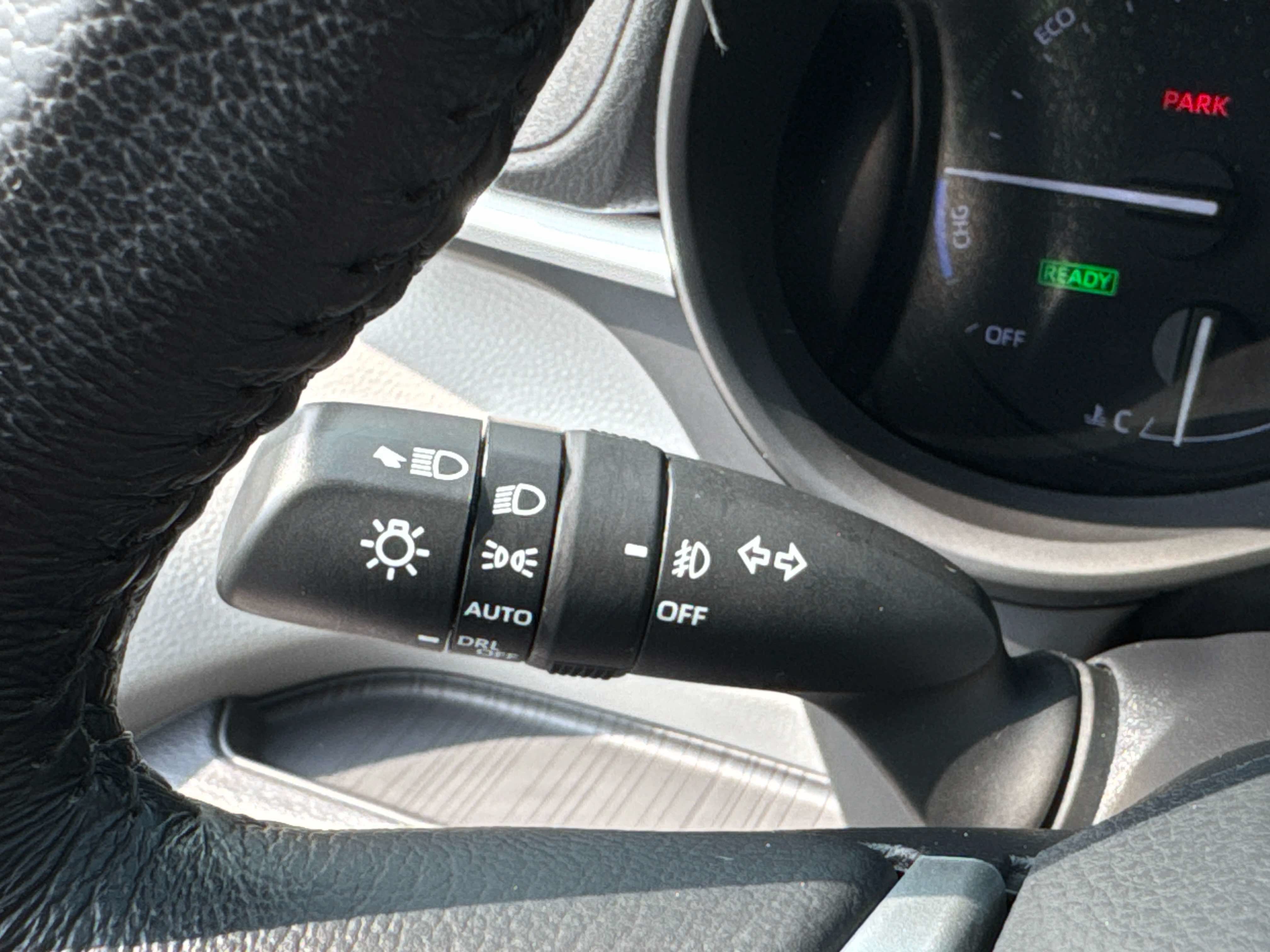 Used 2021 Toyota Sienna XLE FWD image 16