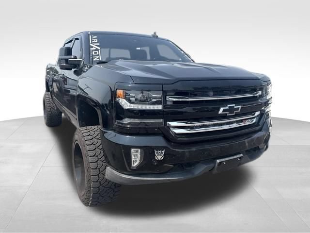 Used 2017 Chevrolet Silverado 1500 LTZ Z71 w/ LTZ Plus Package AWD/4WD image 6