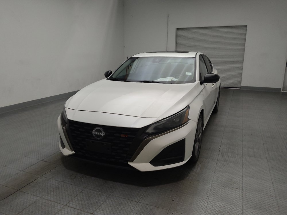 Used 2023 Nissan Altima 2.0 SR FWD image 15