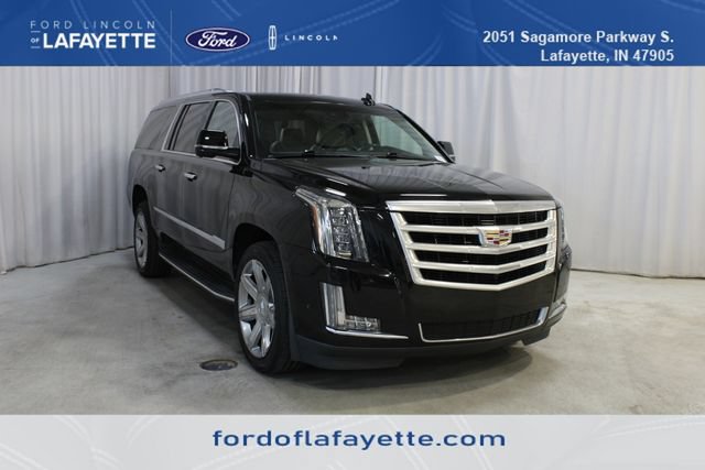 Used 2020 Cadillac Escalade ESV Luxury RWD image 1