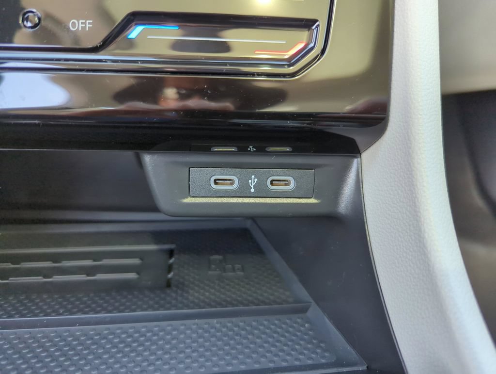 New 2026 Volkswagen Jetta SE FWD image 33