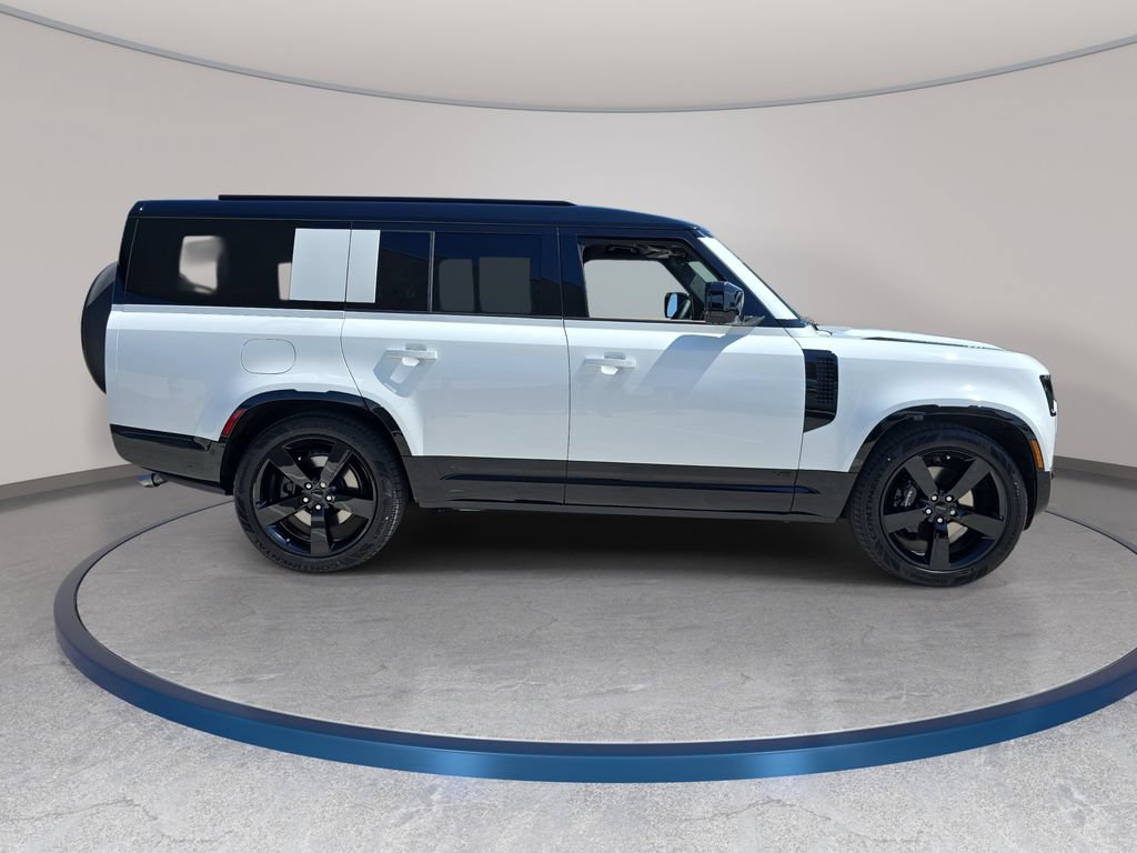 New 2026 Land Rover Defender 130 V8 AWD/4WD image 4