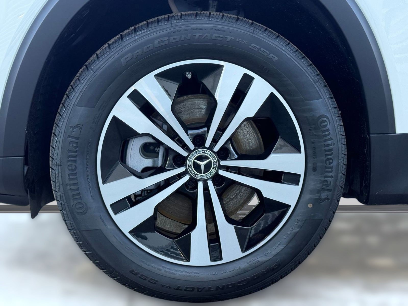 New 2026 Mercedes-Benz GLB 250 4MATIC image 11