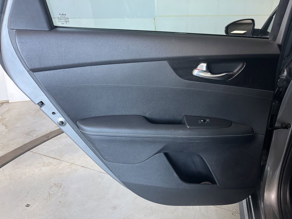 Used 2022 Kia Forte GT-Line w/ GT-Line Premium Package image 28
