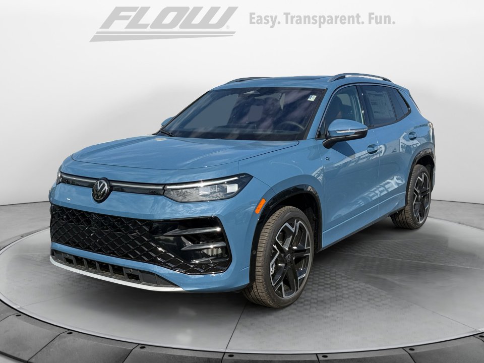New 2026 Volkswagen Tiguan SEL R-Line AWD/4WD image 3