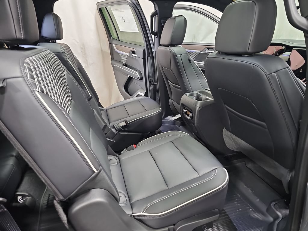 New 2027 GMC Acadia Denali w/ LPO, Floor Liner Package AWD/4WD image 11