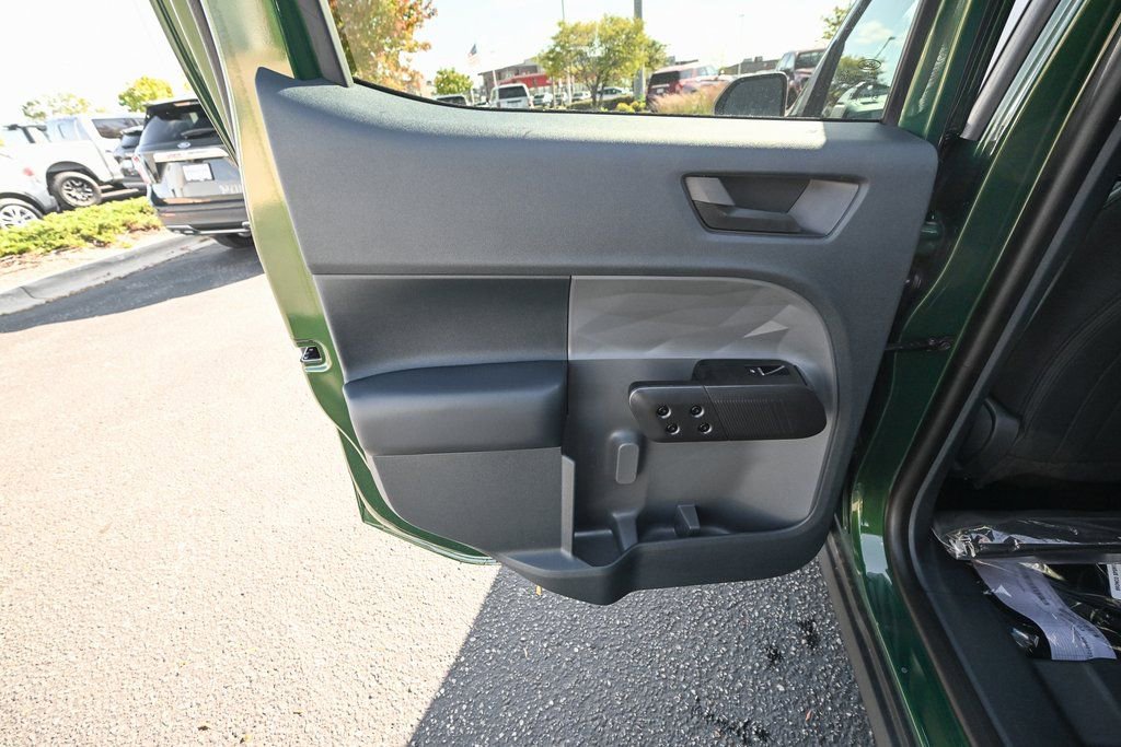 New 2025 Ford Maverick XLT w/ Black Appearance Package image 19