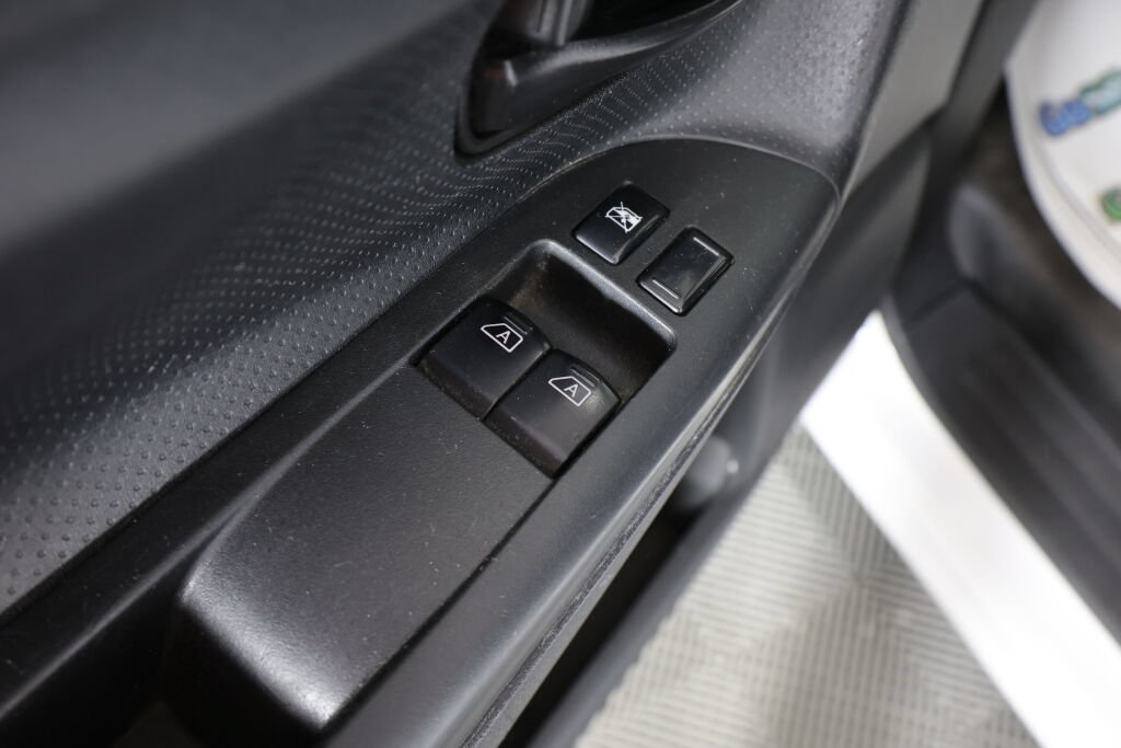 Used 2019 Nissan NV200 S w/ Cruise Control Package FWD image 22