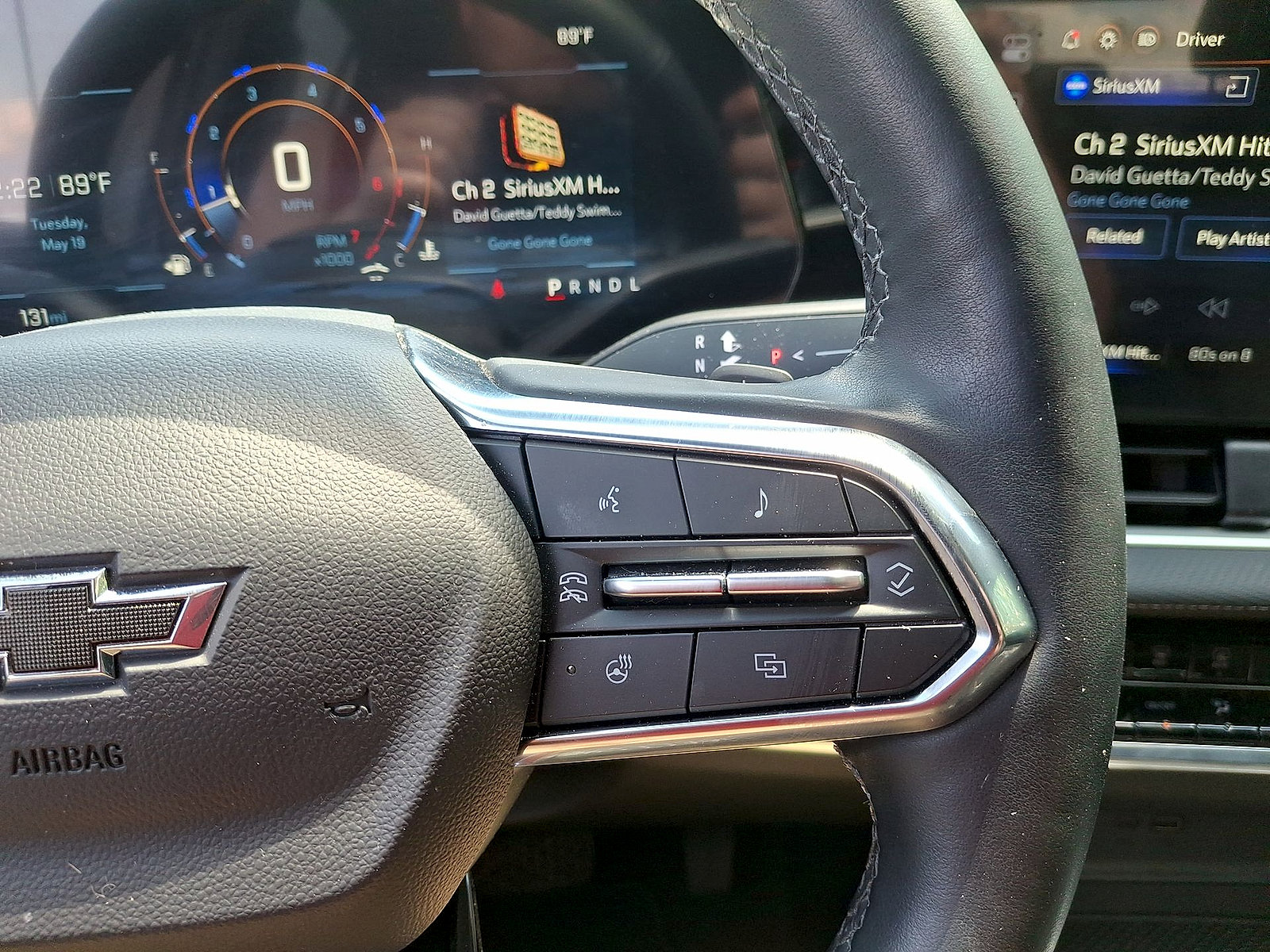Used 2025 Chevrolet Equinox LT w/ Midnight Edition FWD image 18