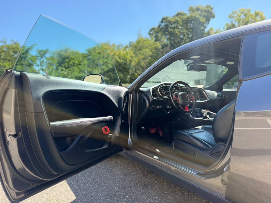 Used 2016 Dodge Challenger R/T Plus RWD image 19