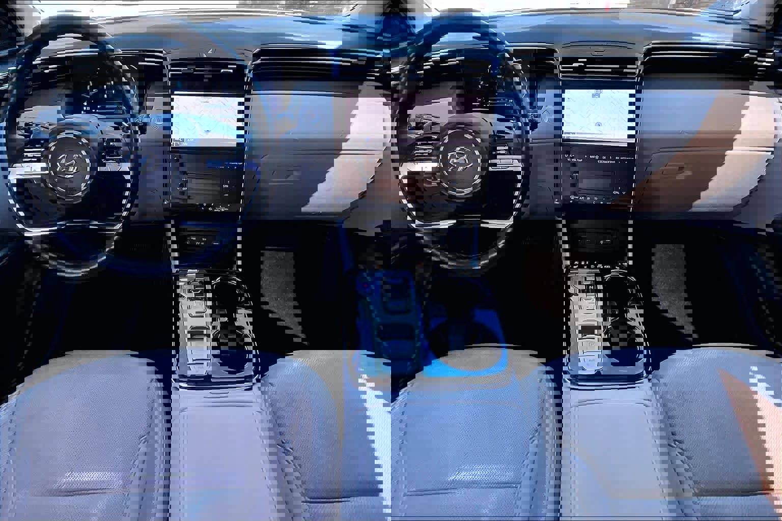 Used 2023 Hyundai Tucson Limited image 16