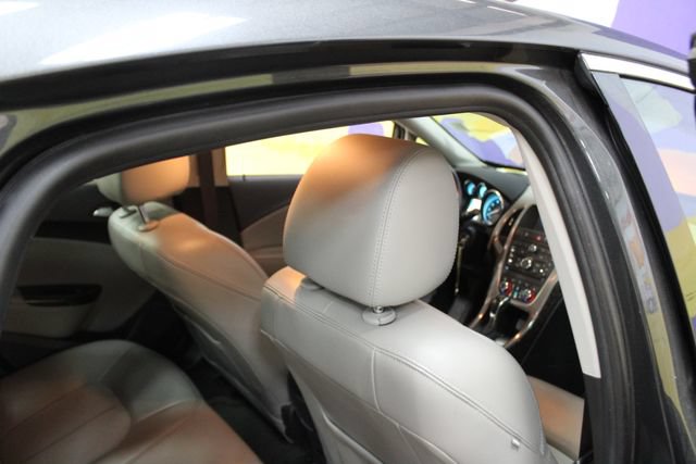 Used 2017 Buick Verano Convenience FWD image 10