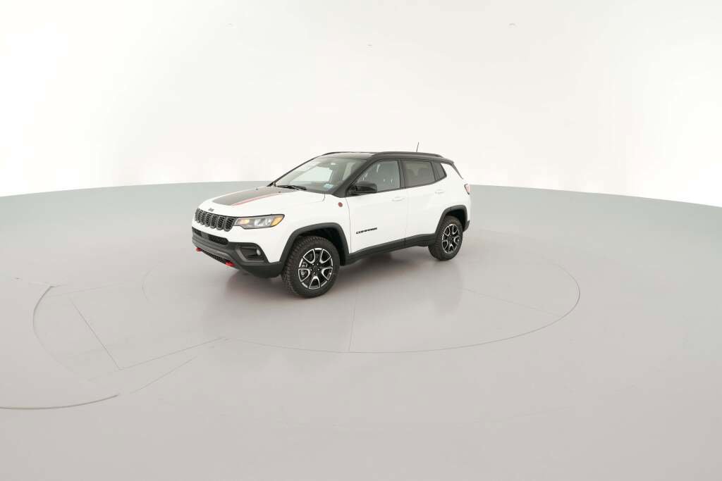 New 2026 Jeep Compass Trailhawk image 4