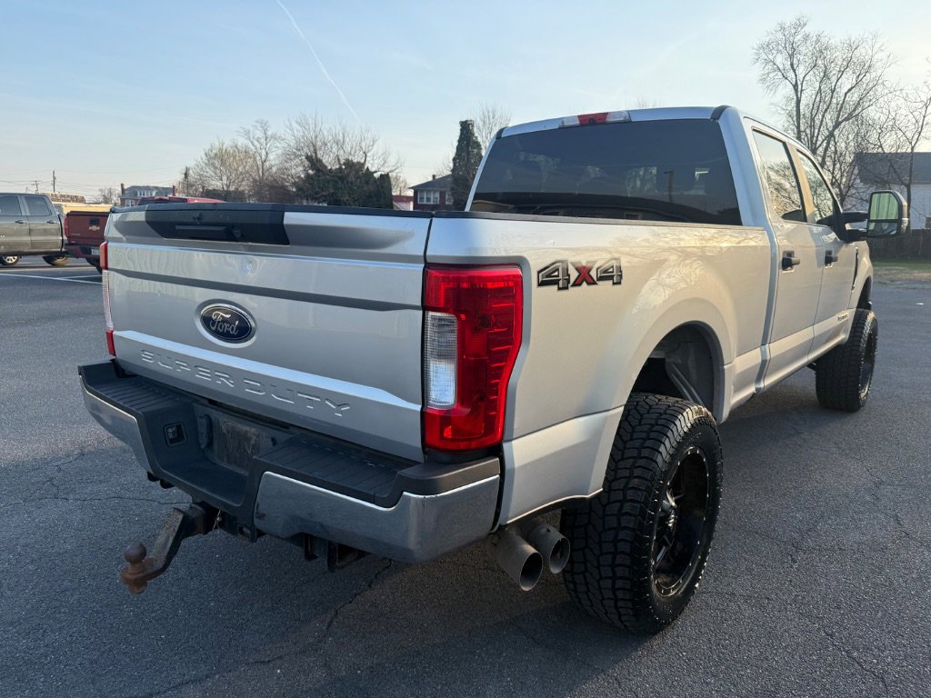 Used 2019 Ford F250 XL w/ STX Appearance Package image 5