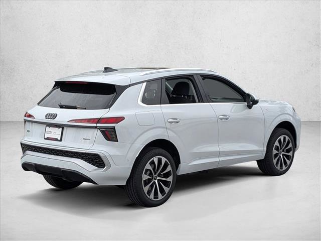 New 2026 Audi Q3 quattro 2.0T image 2