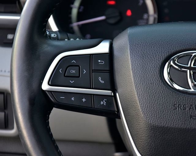 Used 2023 Toyota Highlander XLE image 21