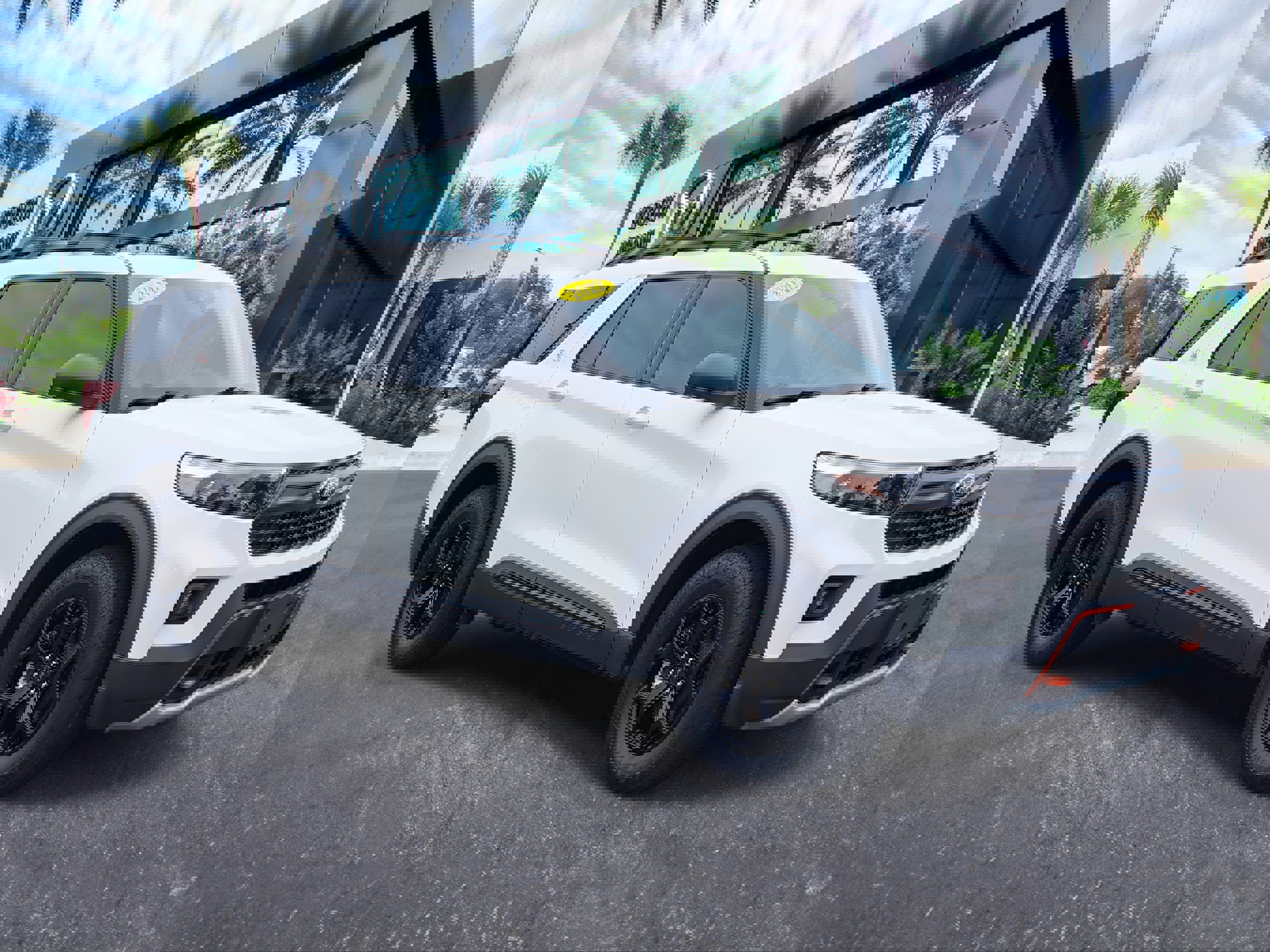 Used 2022 Ford Explorer Timberline image 3