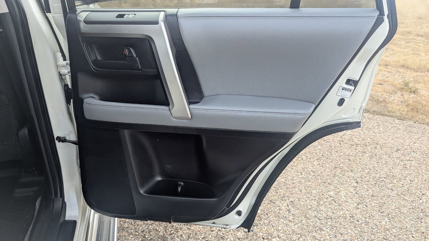 Used 2010 Toyota 4Runner SR5 image 18