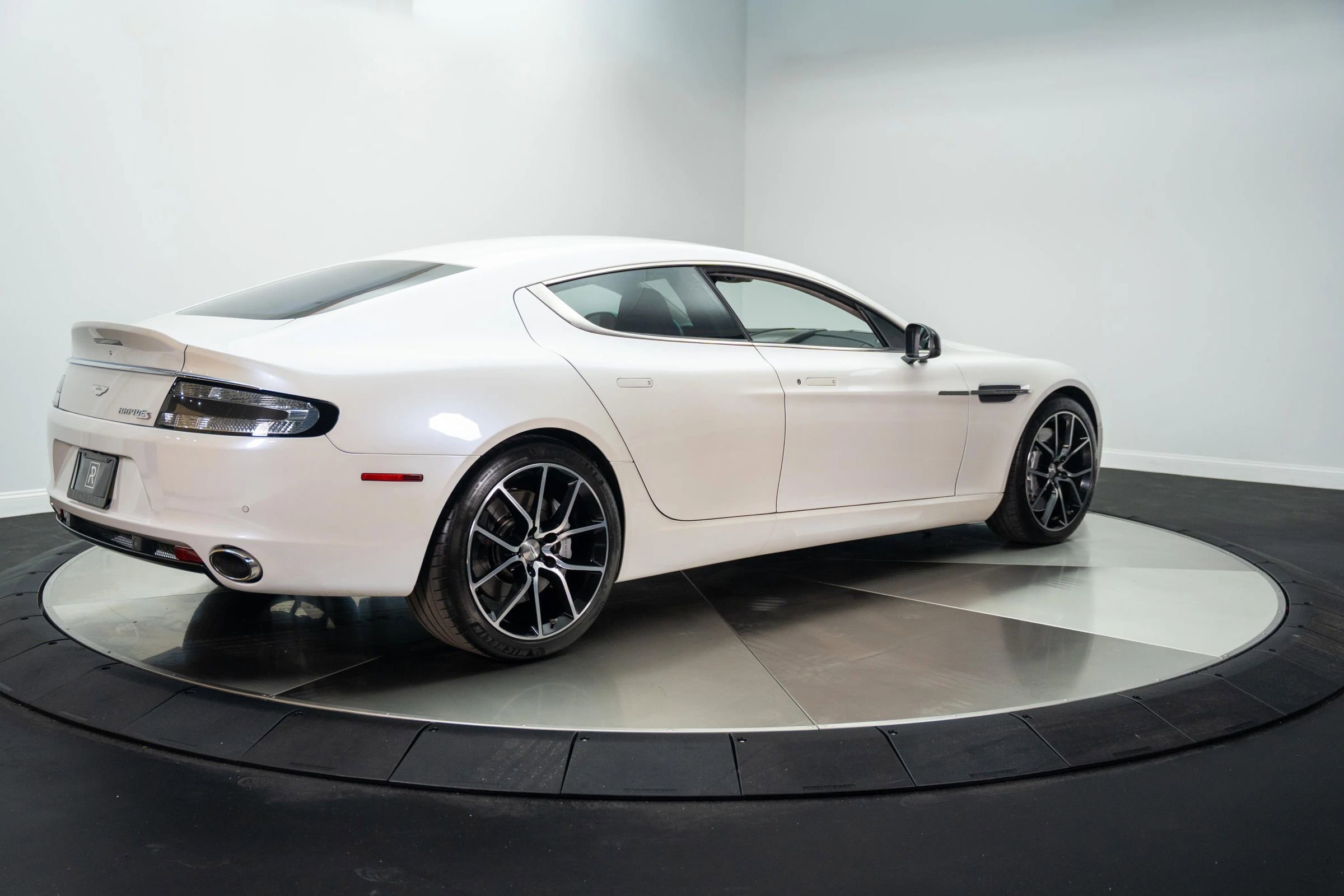 Used 2014 Aston Martin Rapide S Sedan 4D image 4