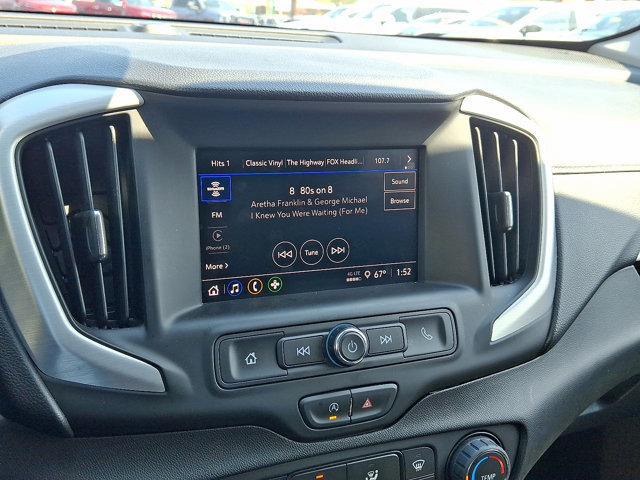 Used 2024 GMC Terrain SLE image 18