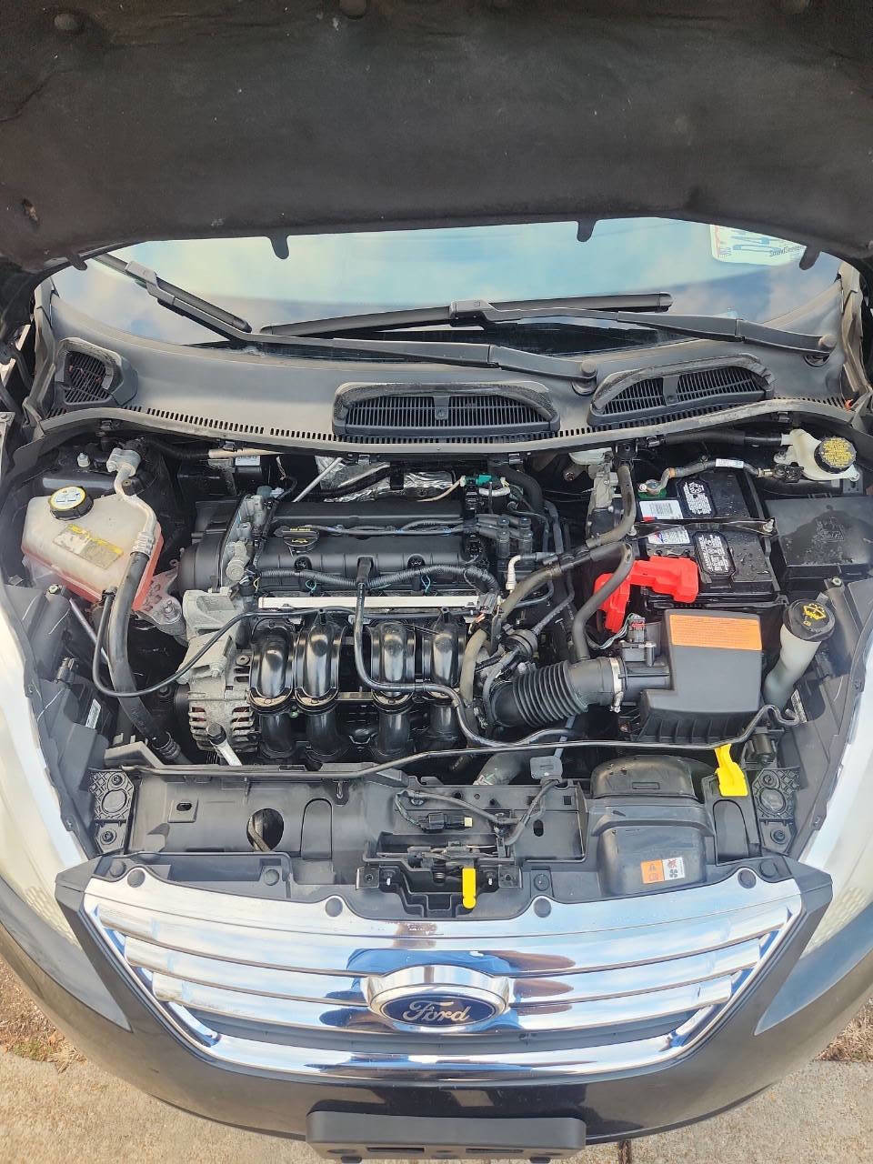 Used 2013 Ford Fiesta SE image 17