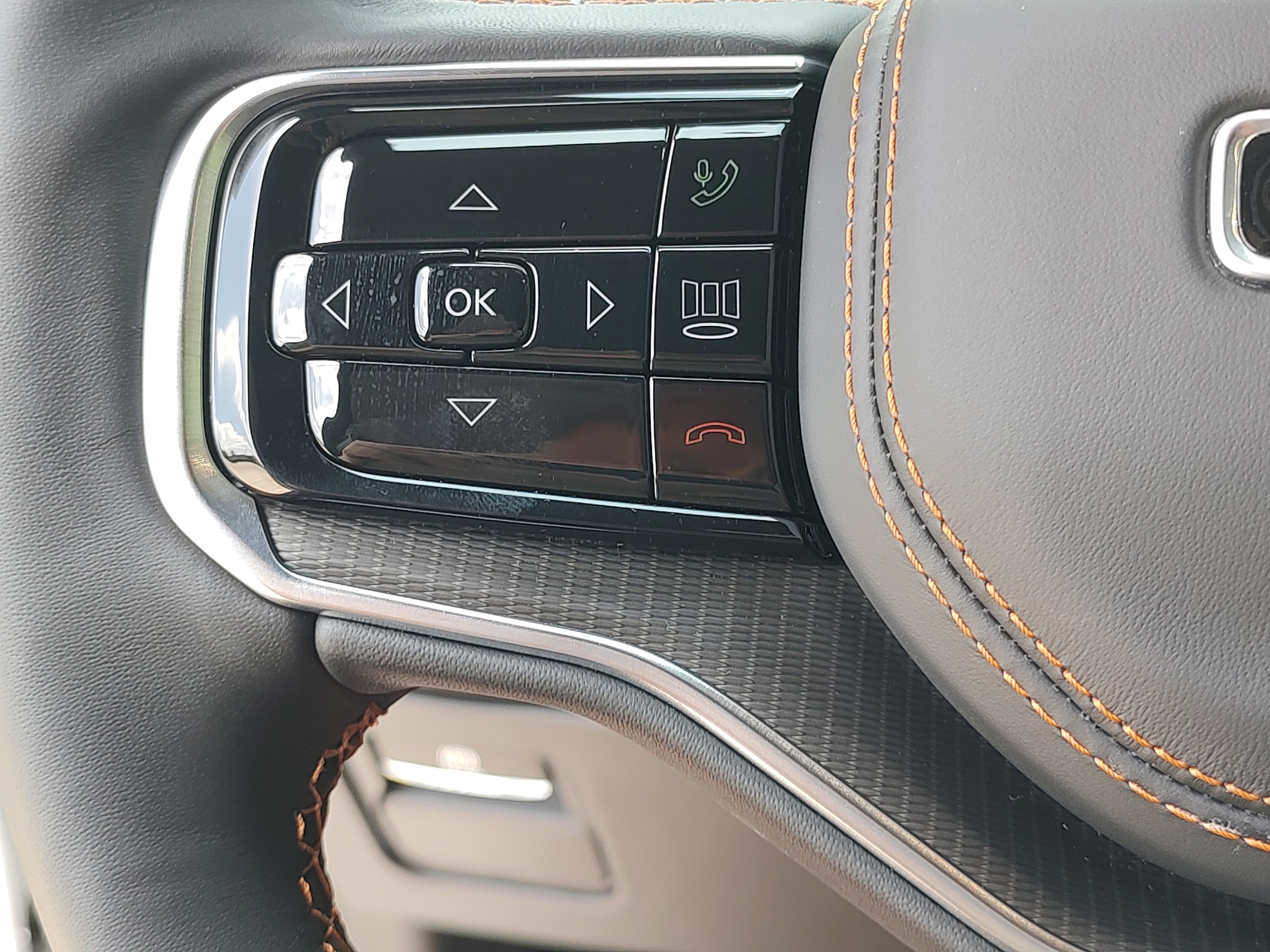 New 2026 Jeep Grand Wagoneer L Summit AWD/4WD image 21