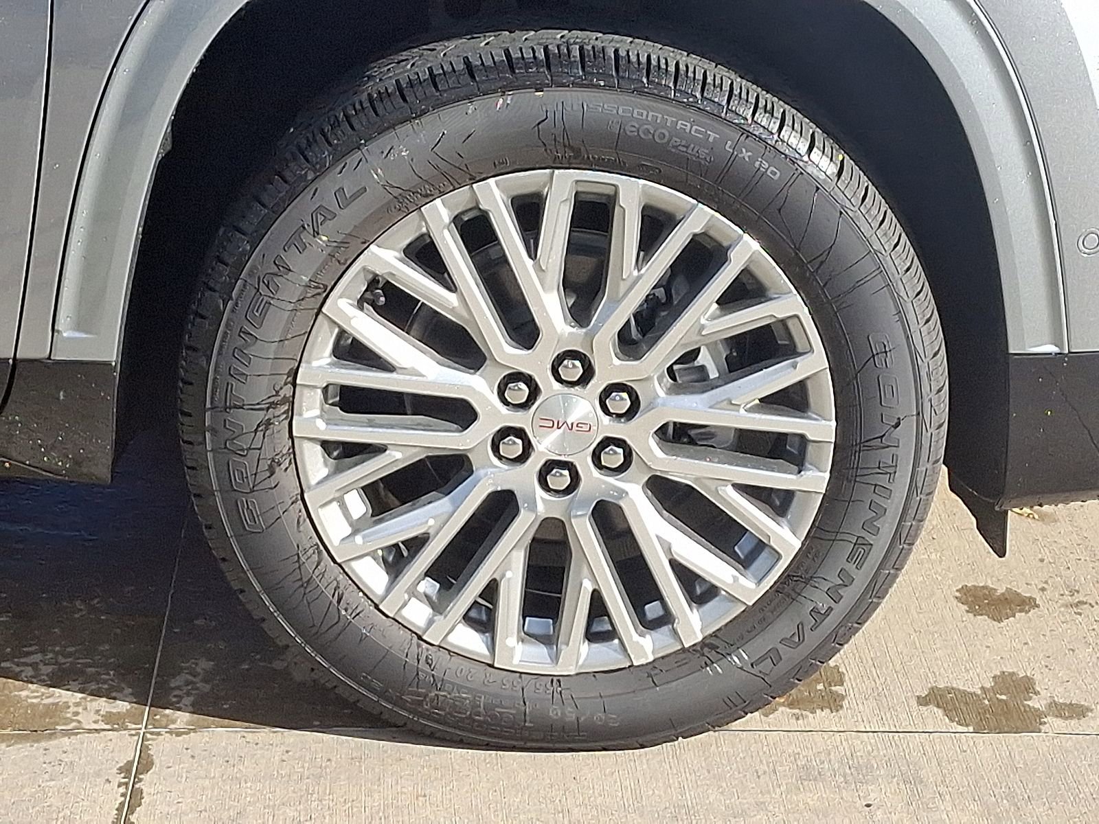 New 2026 GMC Acadia Denali w/ Super Cruise Package image 8