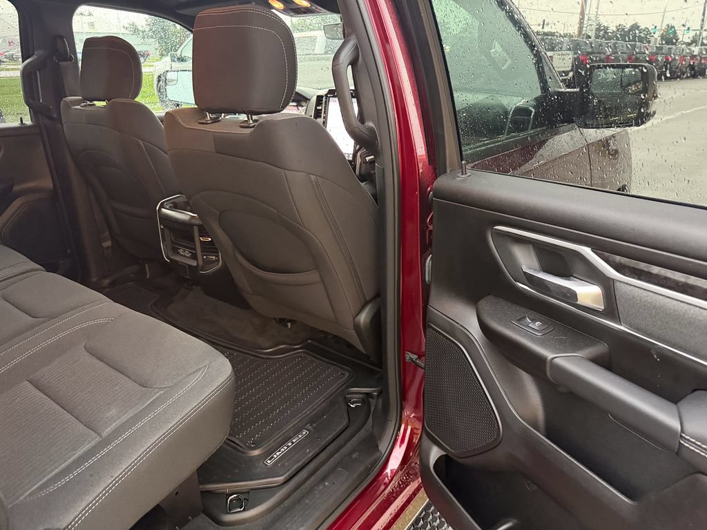 Used 2023 RAM 1500 Big Horn AWD/4WD image 16