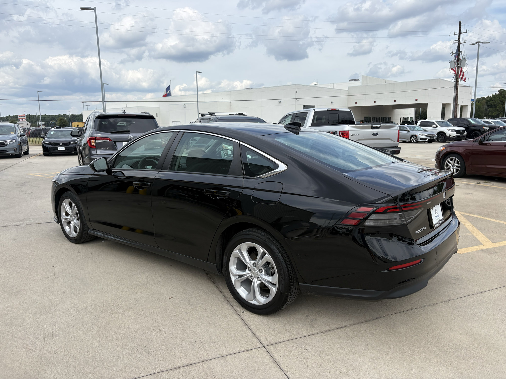Certified 2024 Honda Accord LX image 6