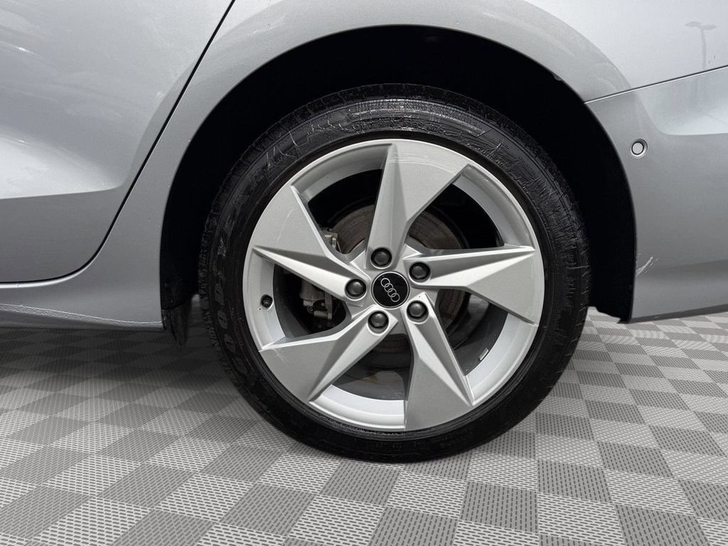 Used 2023 Audi A3 2.0T Premium Plus w/ Premium Plus Package FWD image 8