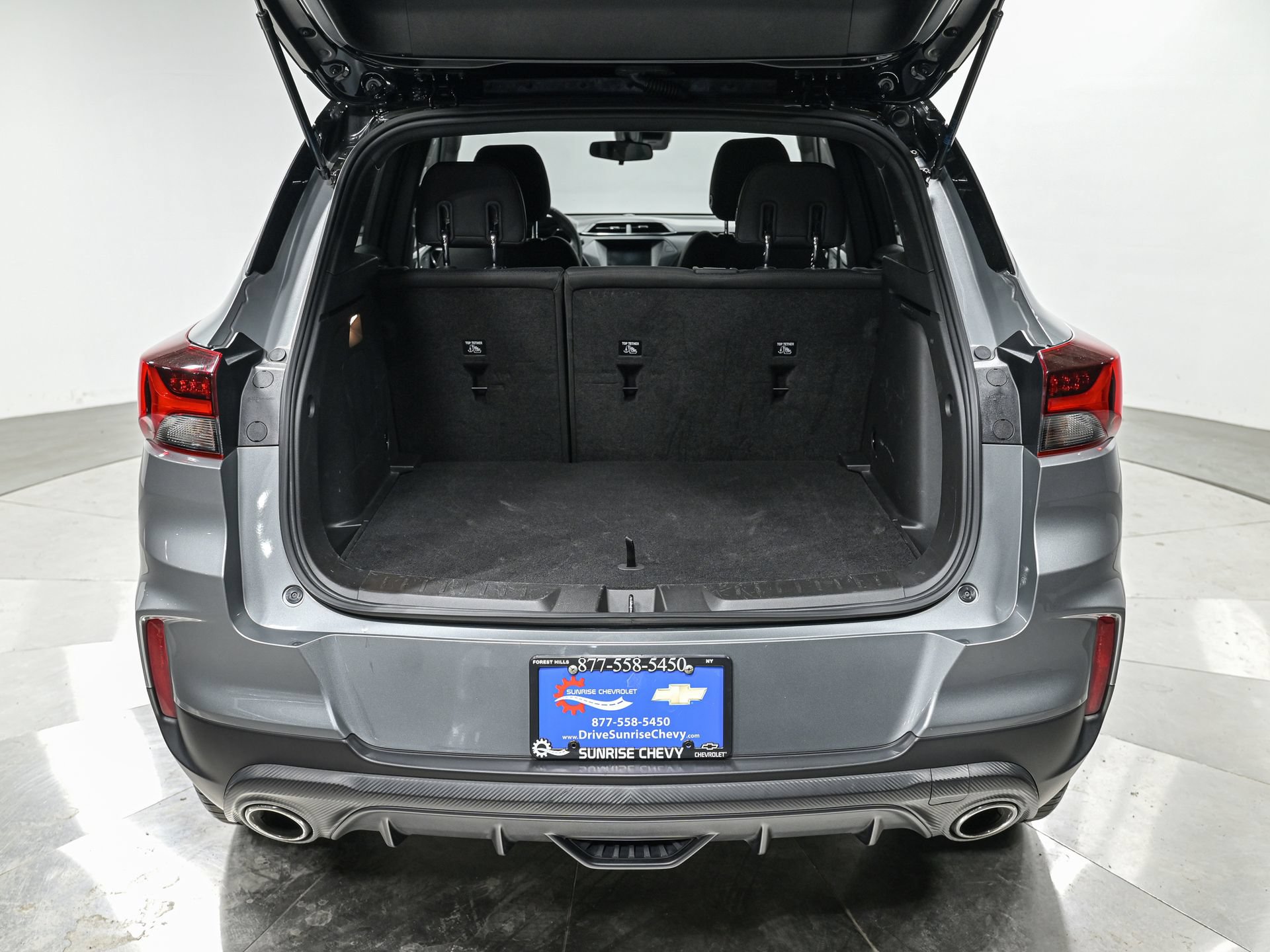 Used 2023 Chevrolet TrailBlazer RS FWD image 7
